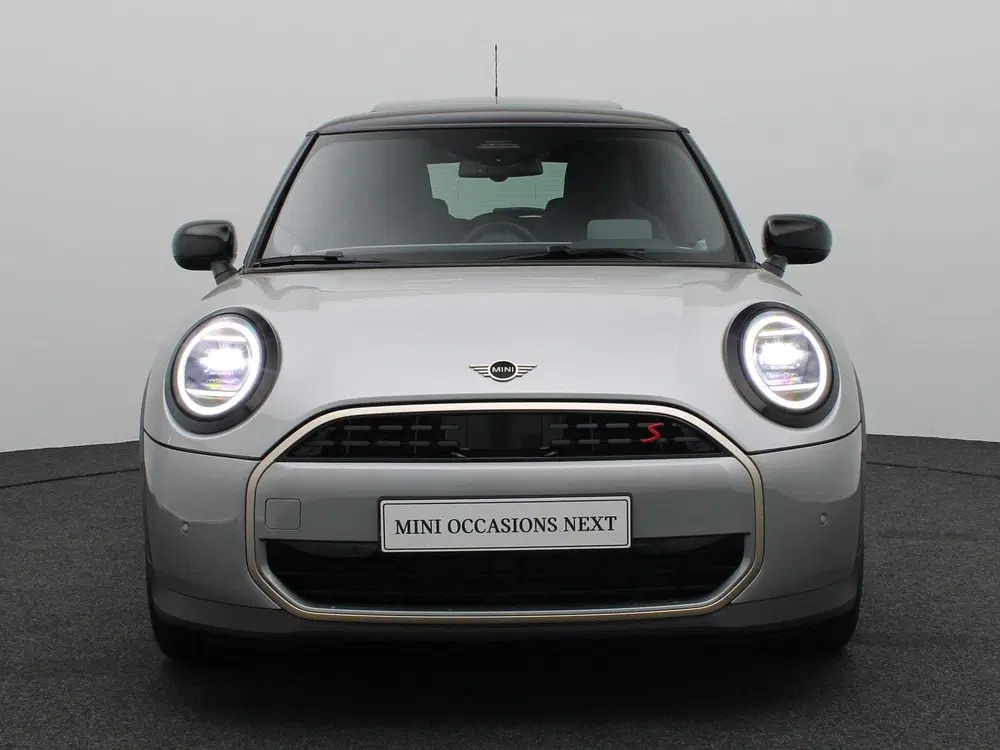 Mini Cooper S Cooper S Favoured Trim uit 2025, foto 3