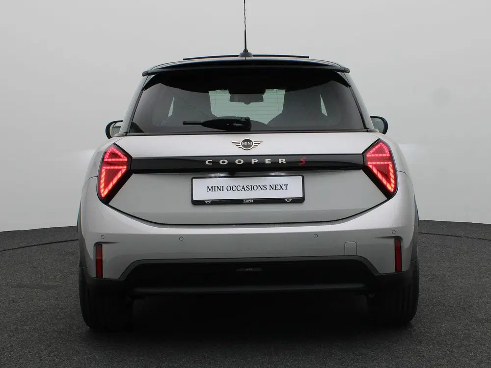 Mini Cooper S Cooper S Favoured Trim uit 2025, foto 5