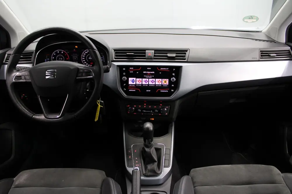 SEAT Arona 1.0 TSI Xcellence Business Intense / Automaat / C uit 2019, foto 9