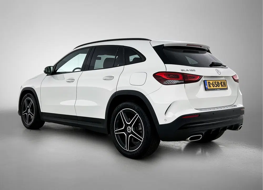 Mercedes-Benz GLA 180 AMG Line Premium uit 2022, foto 14