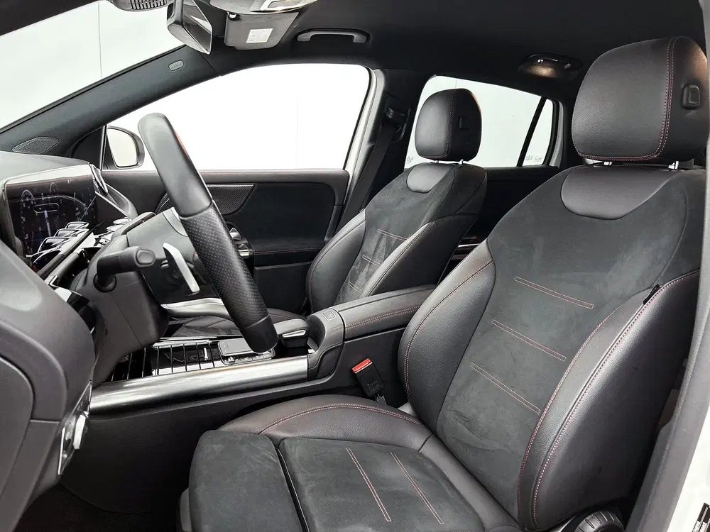 Mercedes-Benz GLA 180 AMG Line Premium uit 2022, foto 16