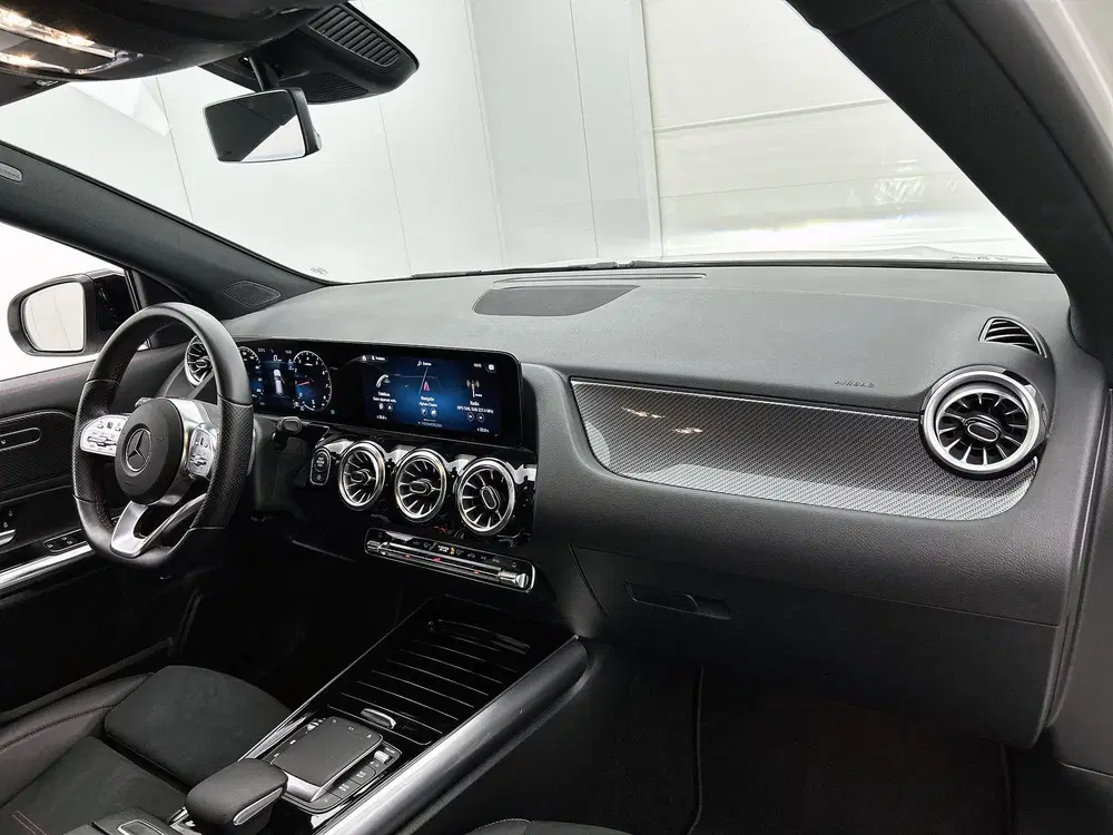 Mercedes-Benz GLA 180 AMG Line Premium uit 2022, foto 6
