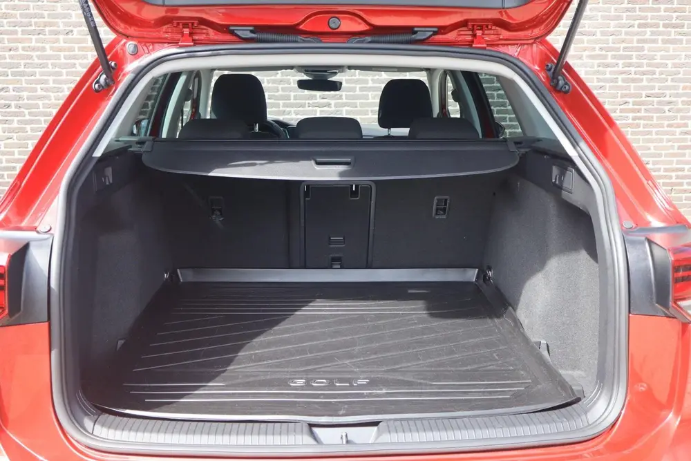 Volkswagen Golf Variant 1.0 eTSI 110pk DSG Life | Navigatie uit 2022, foto 17