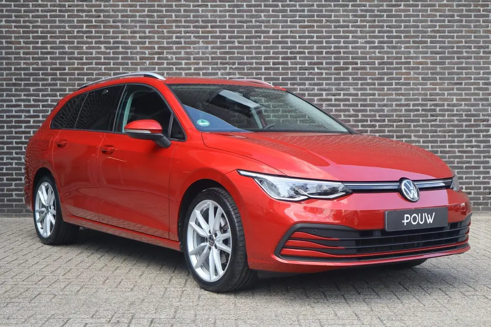 Volkswagen Golf Variant 1.0 eTSI 110pk DSG Life | Navigatie uit 2022, foto 8