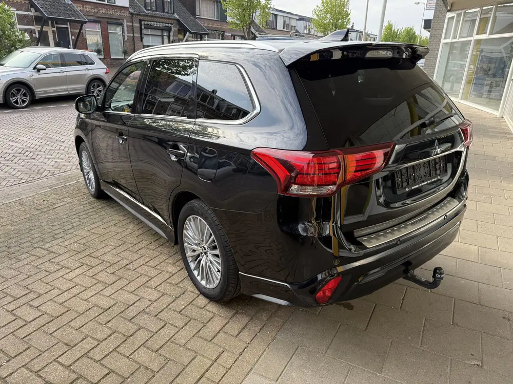 Mitsubishi Outlander 2.4 PHEV Instyle NL AUTO Leer Trekhaak uit 2020, foto 12