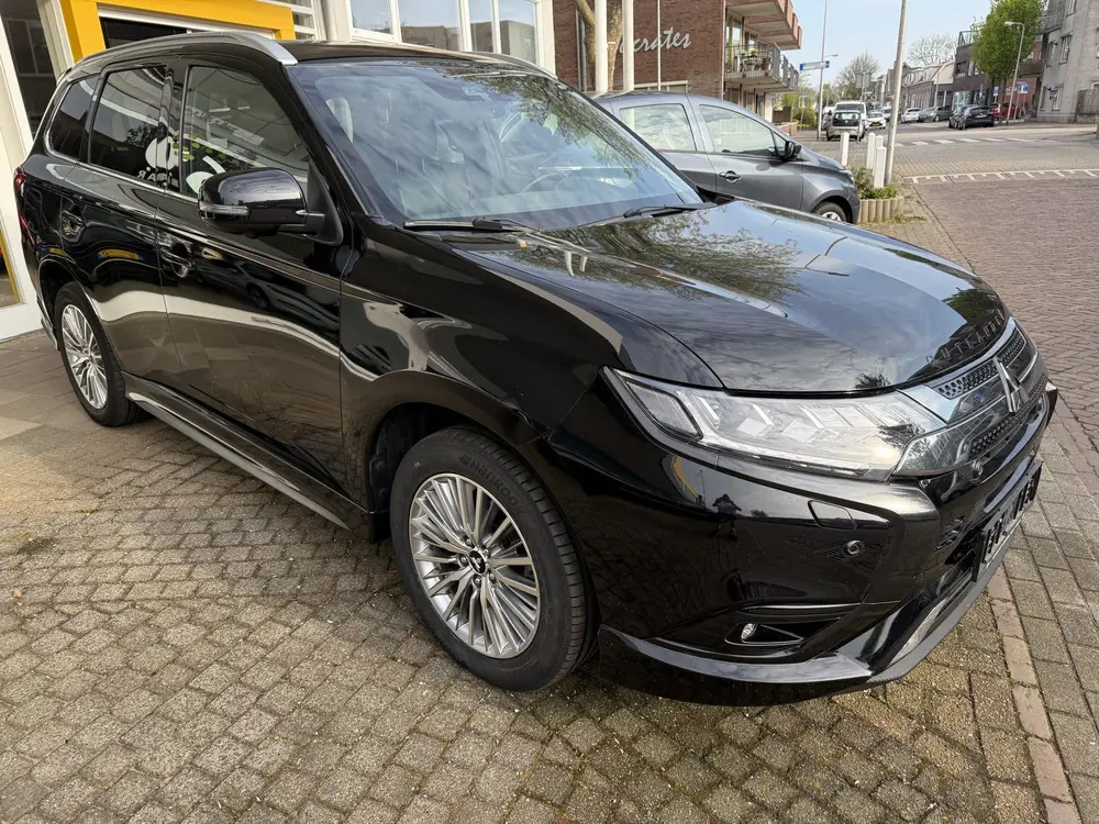 Mitsubishi Outlander 2.4 PHEV Instyle NL AUTO Leer Trekhaak uit 2020, foto 18
