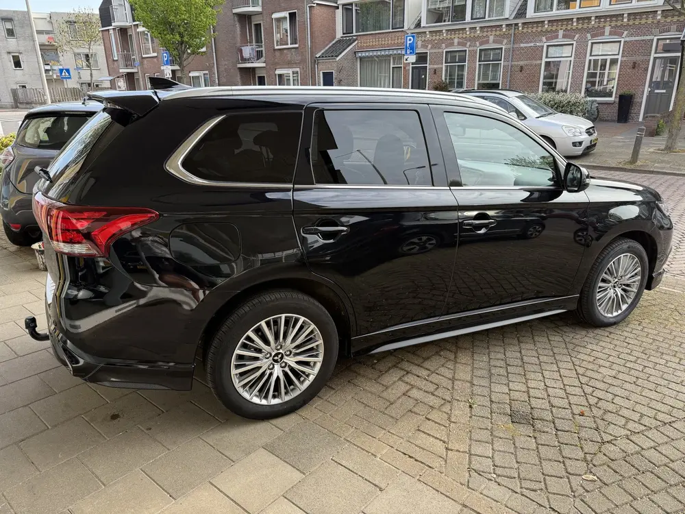 Mitsubishi Outlander 2.4 PHEV Instyle NL AUTO Leer Trekhaak uit 2020, foto 20