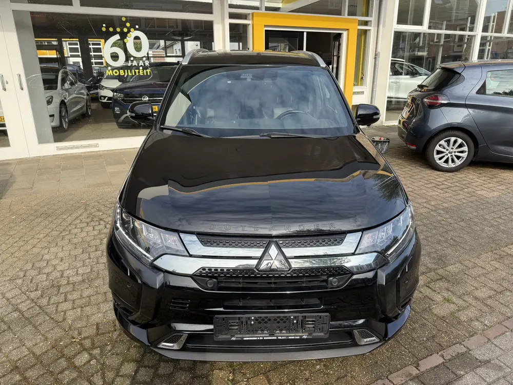 Mitsubishi Outlander 2.4 PHEV Instyle NL AUTO Leer Trekhaak uit 2020, foto 6