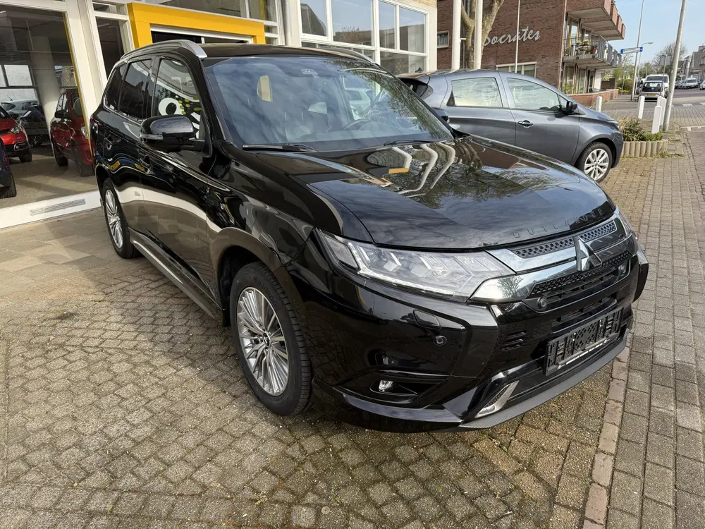 Mitsubishi Outlander 2.4 PHEV Instyle NL AUTO Leer Trekhaak uit 2020, foto 7