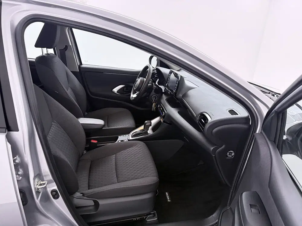 Mazda 2 1.5 Pure uit 2023, foto 14