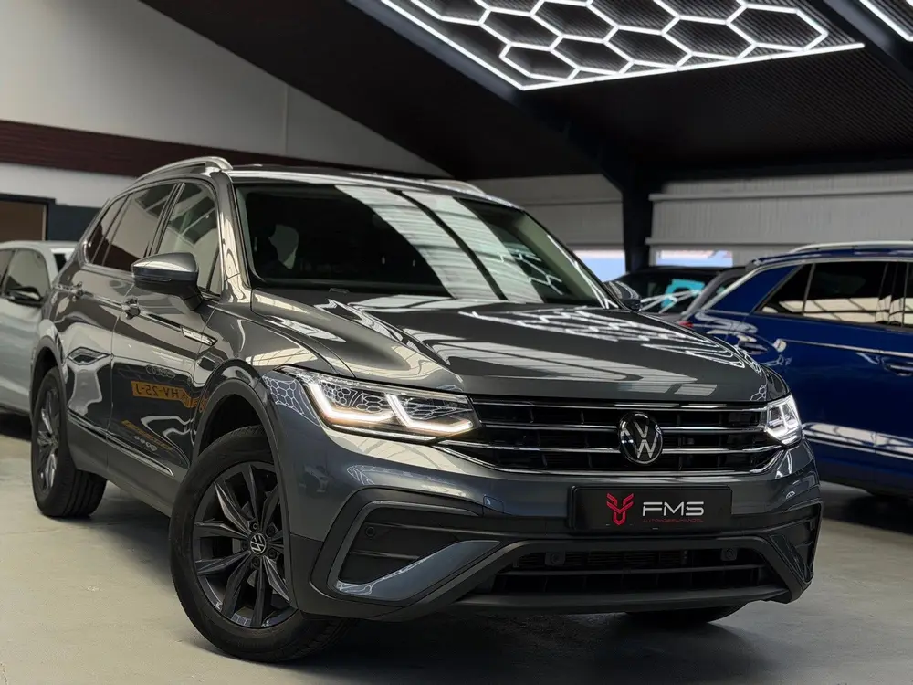 Volkswagen Tiguan Allspace 1.5 TSI Business 7p. CarPlay Came uit 2022