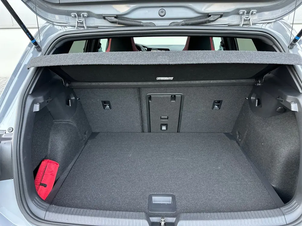 Volkswagen Golf 2.0 TSI GTI HUD IQ-Light 19" Pano uit 2020, foto 11
