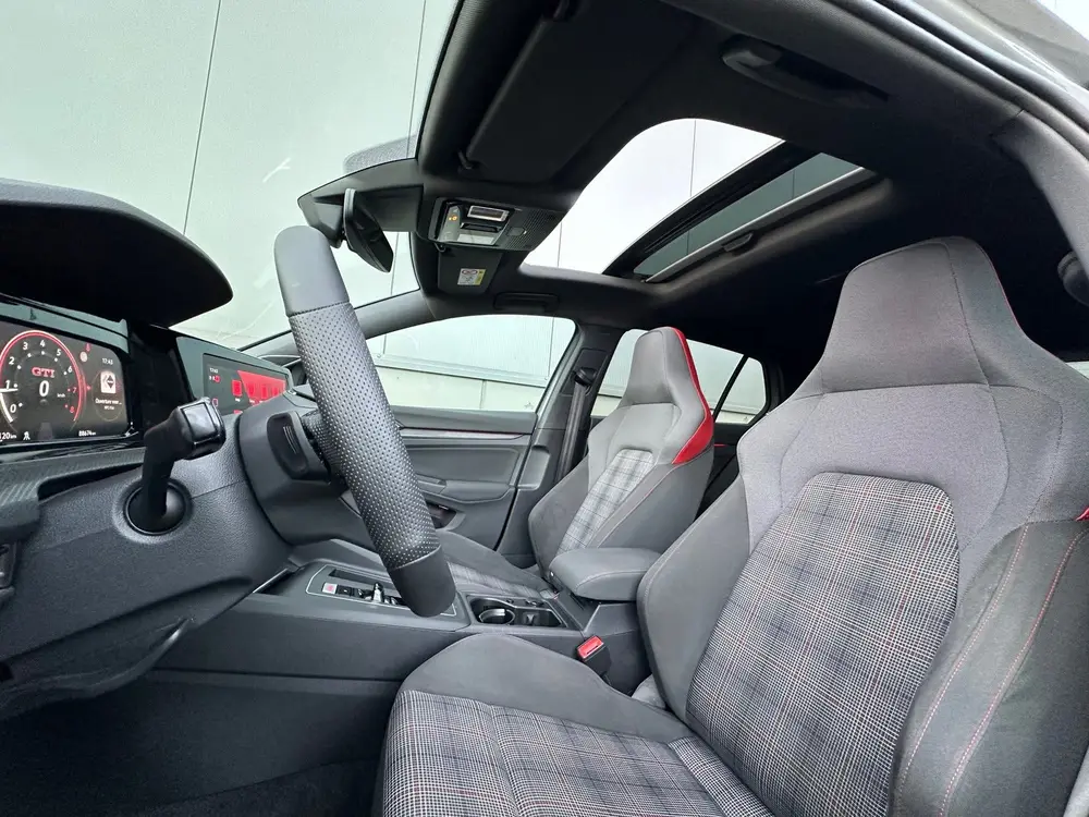 Volkswagen Golf 2.0 TSI GTI HUD IQ-Light 19" Pano uit 2020, foto 17