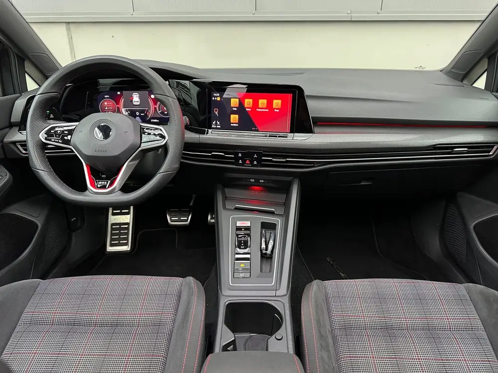 Volkswagen Golf 2.0 TSI GTI HUD IQ-Light 19" Pano uit 2020, foto 19