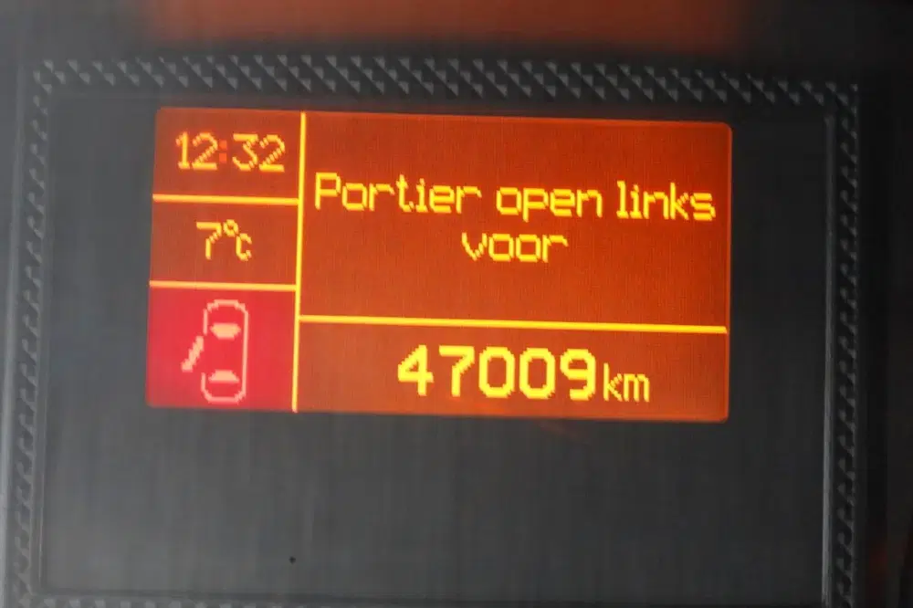 Citroën Jumper 2.2 BlueHDi 165pk L4H2 Airco uit 2024, foto 19