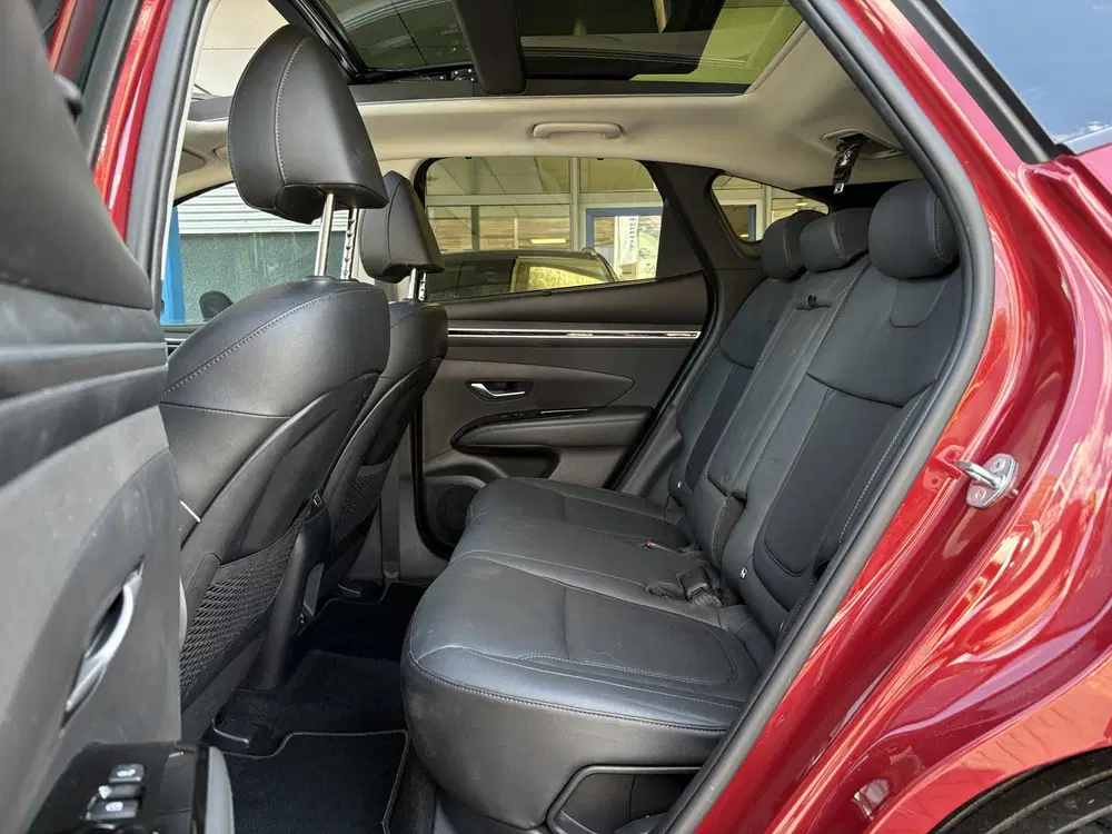 Hyundai TUCSON 1.6 T-GDI PHEV Premium Sky 4WD uit 2023, foto 14