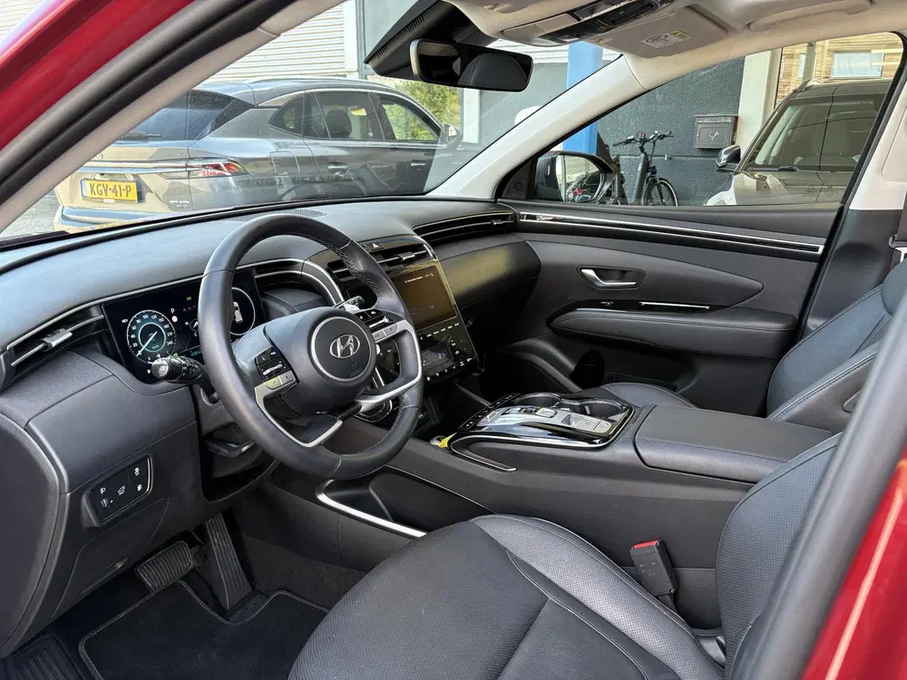 Hyundai TUCSON 1.6 T-GDI PHEV Premium Sky 4WD uit 2023, foto 17