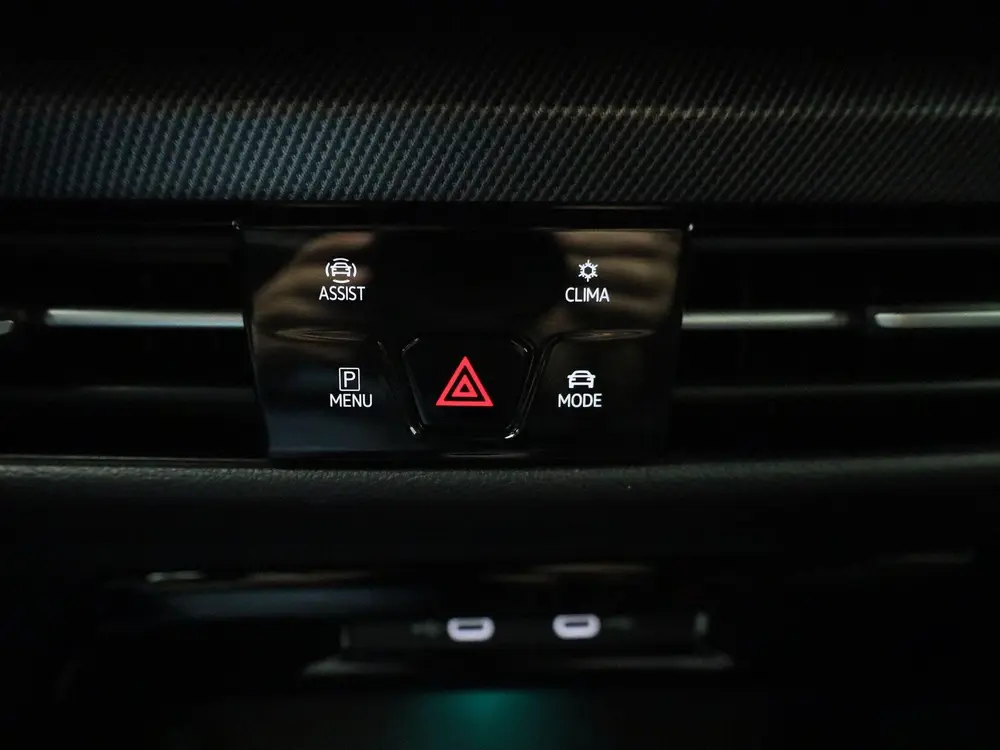 Volkswagen Golf 1.5 eTSI R-Line Edition | 150 PK | Automaat uit 2025, foto 20
