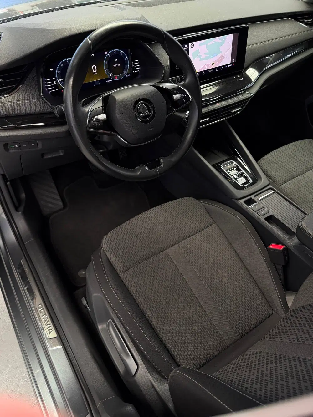 Skoda Octavia Combi 1.5 e-TSI CarPlay Camera uit 2023, foto 3