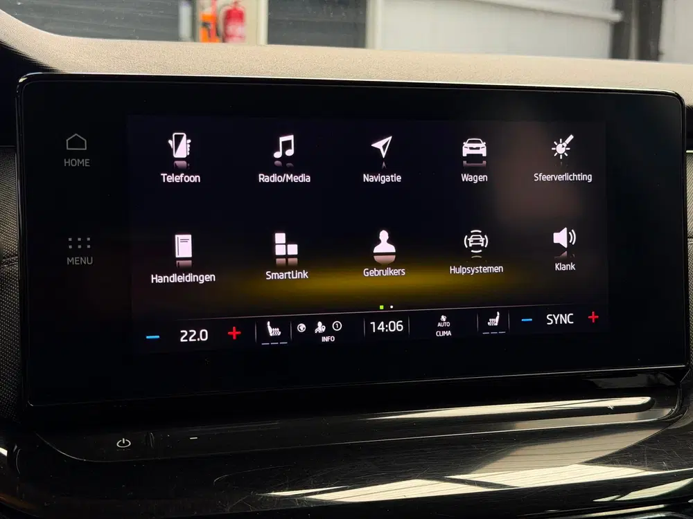 Skoda Octavia Combi 1.5 e-TSI CarPlay Camera uit 2023, foto 6