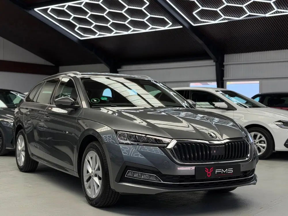 Skoda Octavia Combi 1.5 e-TSI CarPlay Camera uit 2023, foto 8