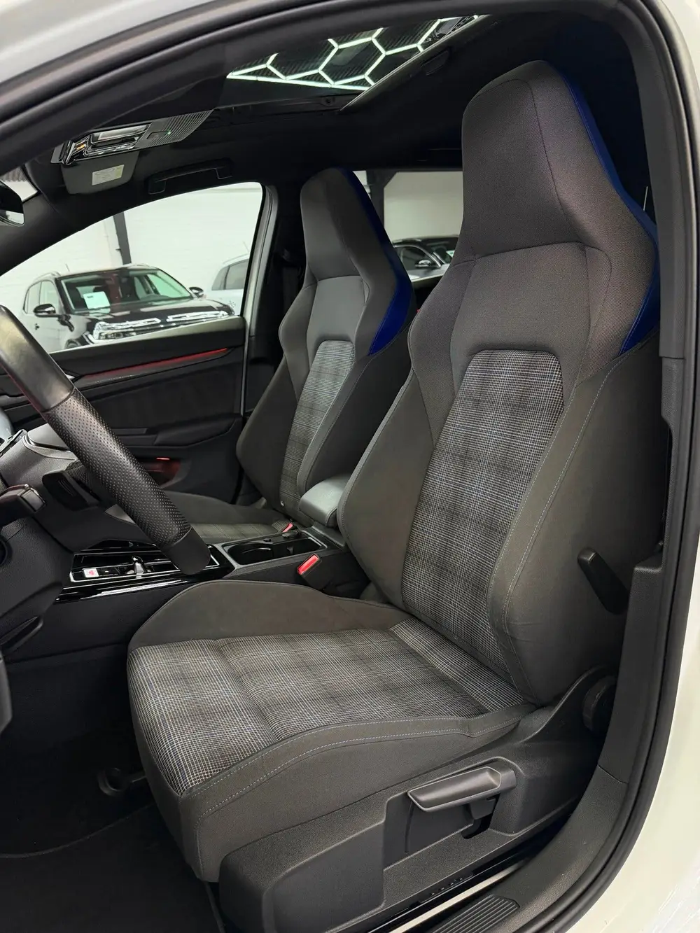 Volkswagen Golf 1.4 eHybrid GTE Panorama 245pk Camera uit 2024, foto 4