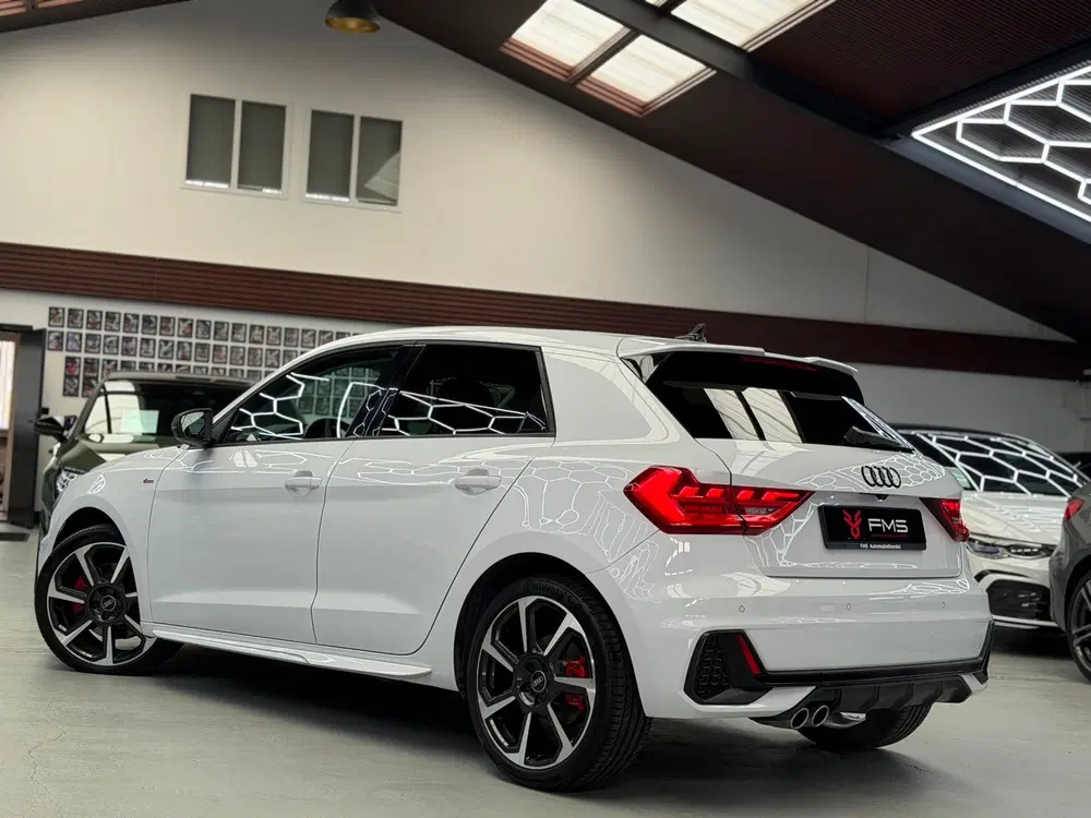 Audi A1 40 TFSI 3x S-Line CarPlay 207pk uit 2023, foto 2