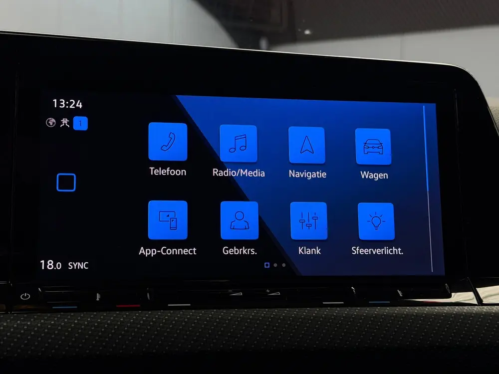 Volkswagen Golf 1.5 eTSI 3x R-Line CarPlay Camera uit 2021, foto 13