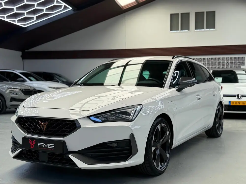 Cupra Leon 1.4 e-Hybrid VZ CarPlay 245pk uit 2023, foto 7