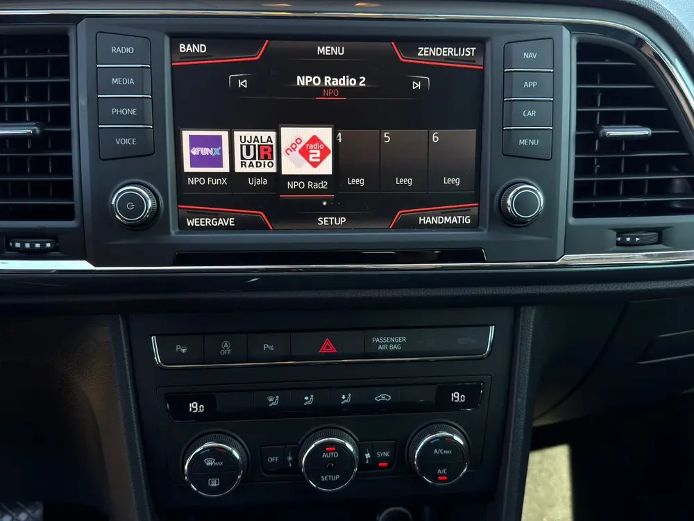 SEAT Ateca 1.5 TSI Style Business Intense Cruise Clima Trekh uit 2019, foto 15