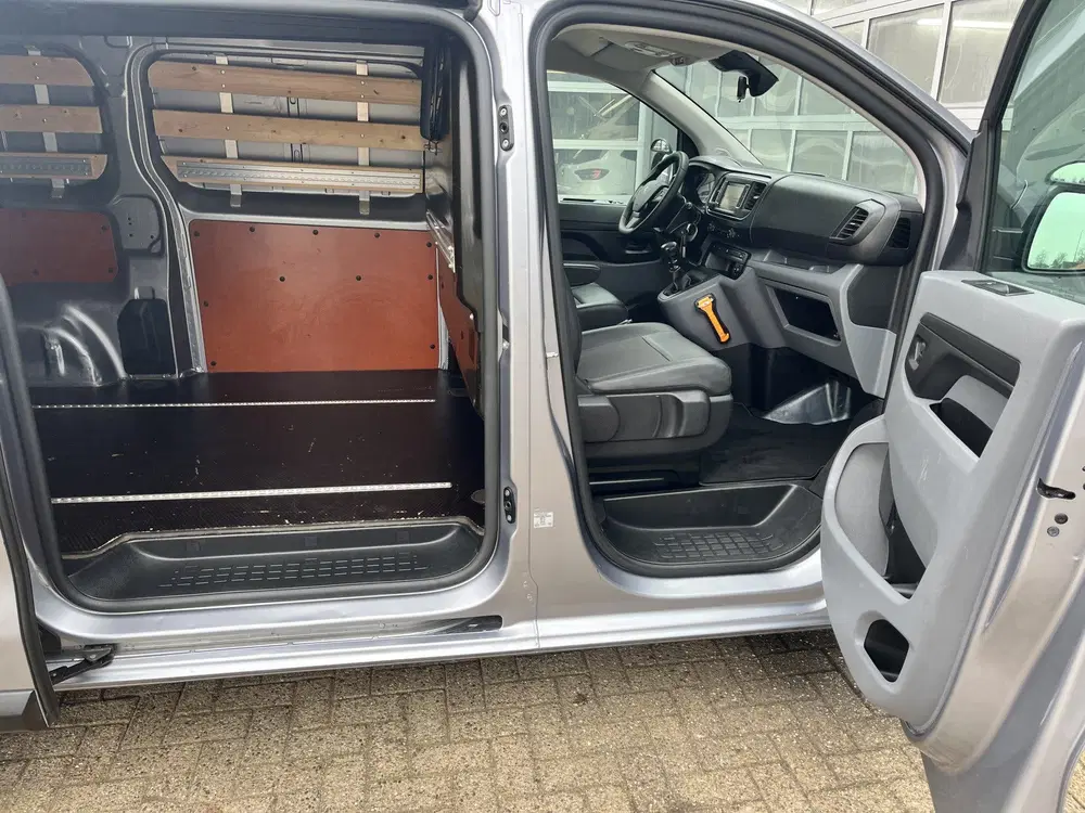 Peugeot Expert 1.5 BlueHDI Marge BTW en BPM vrij Airco Cr uit 2020, foto 8