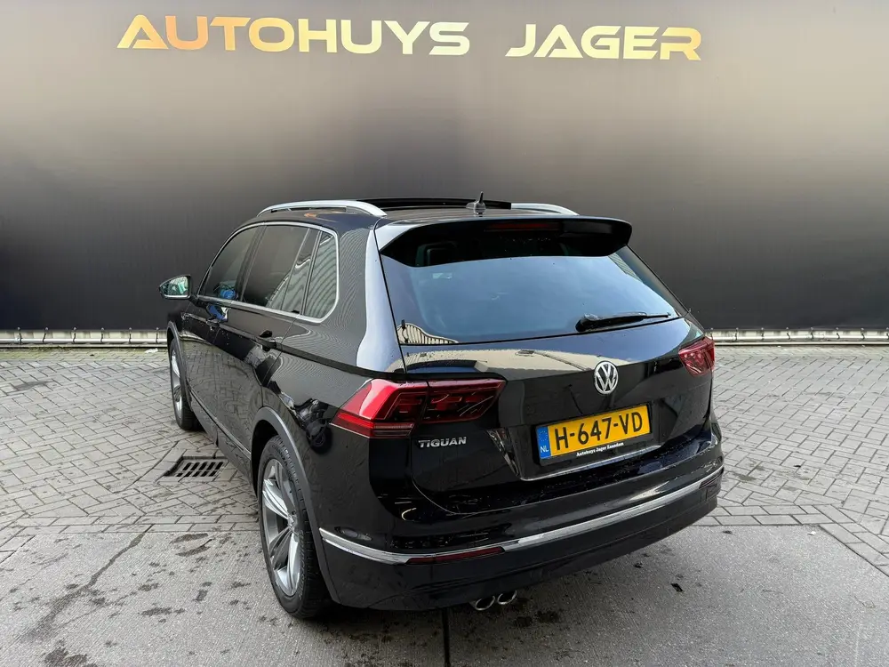 Volkswagen Tiguan 1.5 TSI ACT Highline Business R Pano Massa uit 2020, foto 11