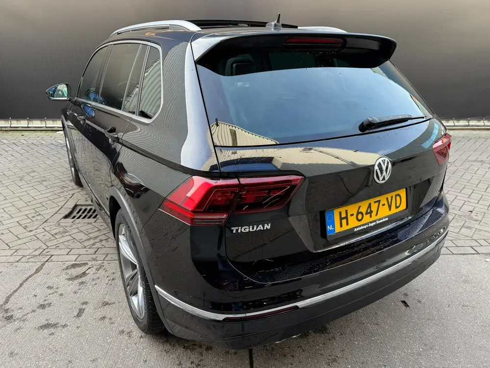 Volkswagen Tiguan 1.5 TSI ACT Highline Business R Pano Massa uit 2020, foto 12