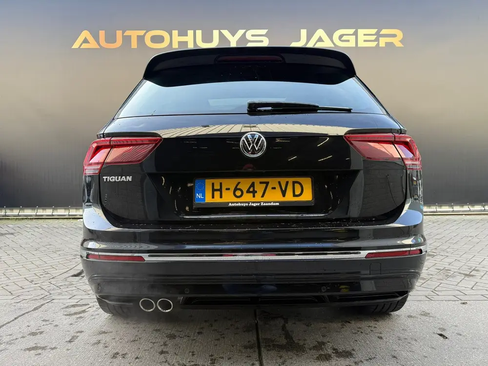 Volkswagen Tiguan 1.5 TSI ACT Highline Business R Pano Massa uit 2020, foto 13