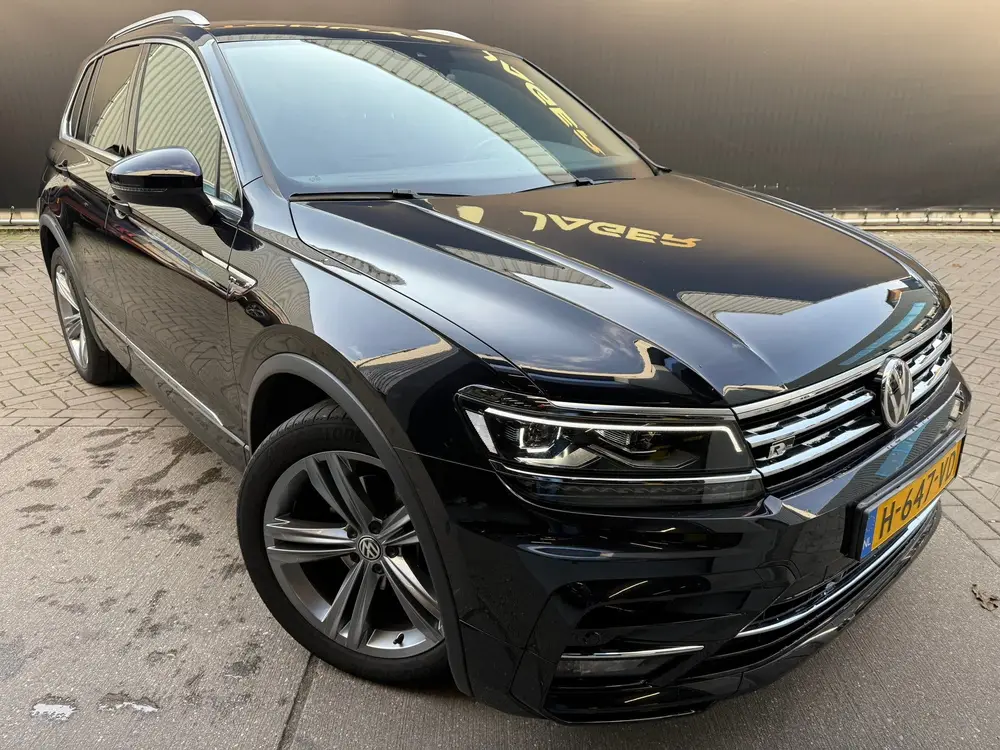 Volkswagen Tiguan 1.5 TSI ACT Highline Business R Pano Massa uit 2020, foto 20
