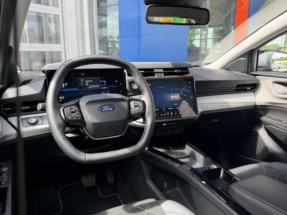 Ford Puma Gen-E Premium 44 kWh Matrix LED uit 2025, foto 10