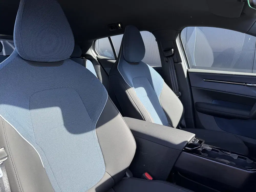 Volvo EX30 Single Motor Plus 51 kWh Camera uit 2024, foto 8