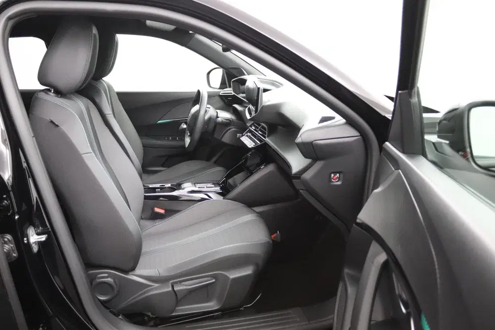 Peugeot 2008 EV Allure Pack 50 kWh uit 2023, foto 16