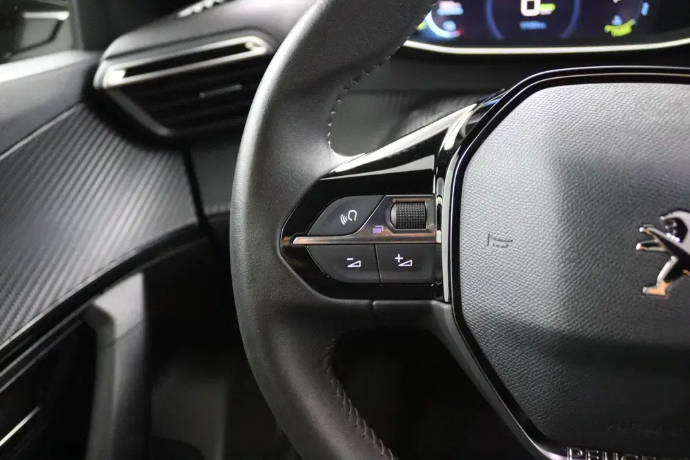 Peugeot 2008 EV Allure Pack 50 kWh uit 2023, foto 18