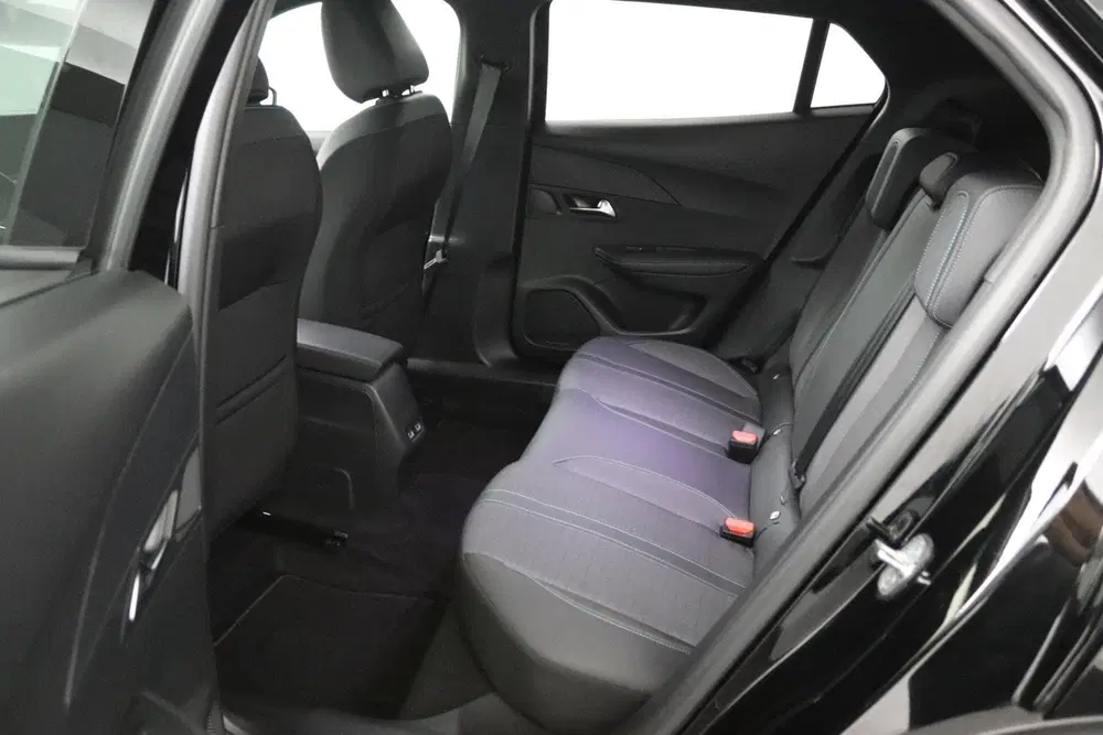Peugeot 2008 EV Allure Pack 50 kWh uit 2023, foto 5