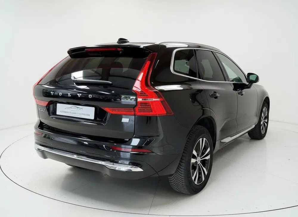 Volvo XC60 2.0 T6 Plug-in hybrid AWD Plus Bright uit 2024, foto 2