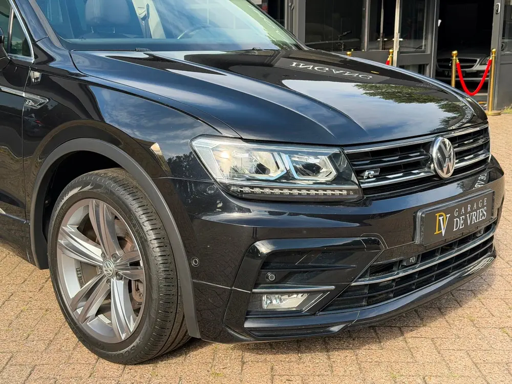 Volkswagen Tiguan 2.0 TSI 4Motion Highline R-Line DSG Panora uit 2019, foto 17