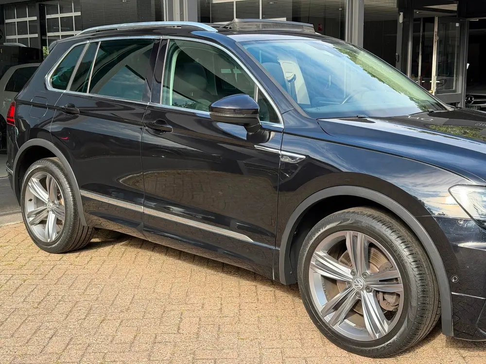 Volkswagen Tiguan 2.0 TSI 4Motion Highline R-Line DSG Panora uit 2019, foto 18