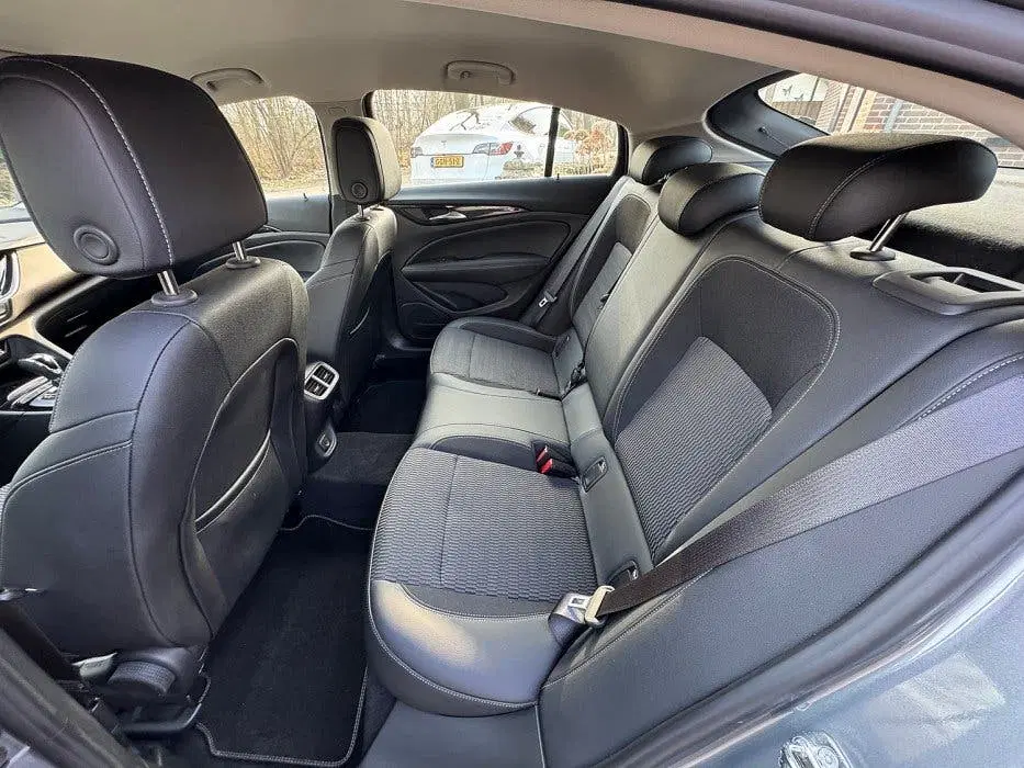 Opel Insignia HB 1.5T 165pk autom Bns Exe ecc uit 2020, foto 17