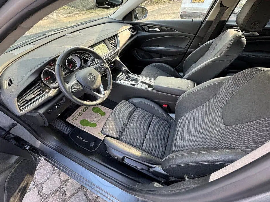 Opel Insignia HB 1.5T 165pk autom Bns Exe ecc uit 2020, foto 2