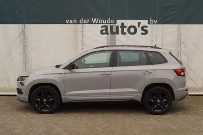 Skoda Karoq 1.5 TSI 150pk DSG Sportline Business -LEER uit 2020
