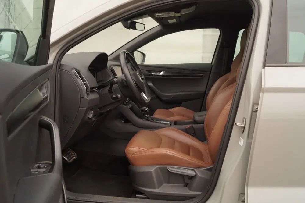 Skoda Karoq 1.5 TSI 150pk DSG Sportline Business -LEER uit 2020, foto 6