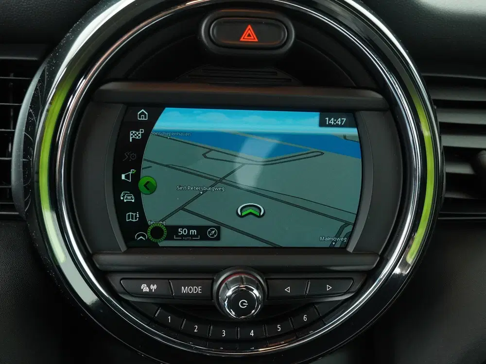 Mini Cooper Cooper Chili uit 2020, foto 15