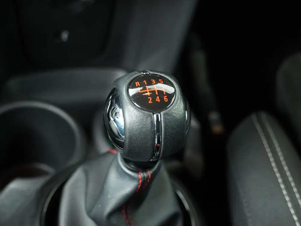 Mini Cooper Cooper Chili uit 2020, foto 20