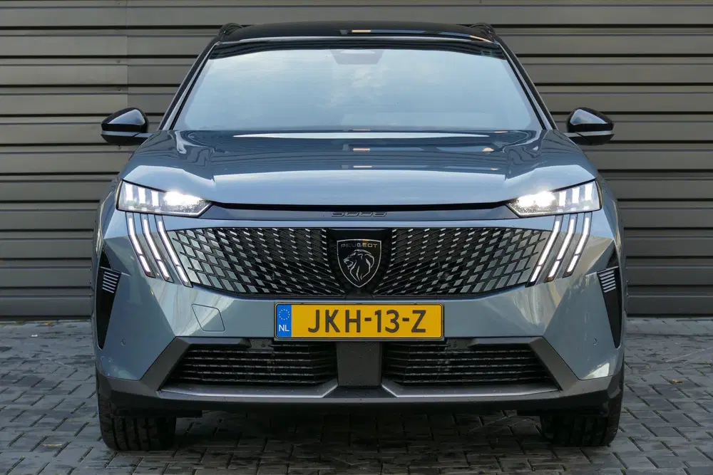 Peugeot 5008 1.2 HYBRID 145PK GT AUTOMAAT uit 2025, foto 4